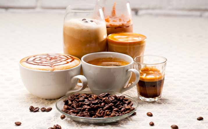 Tazas con varios tipos de café Tazas con varios tipos de café