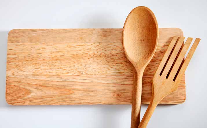 Utensilios de cocina de madera. Utensilios de cocina de madera.