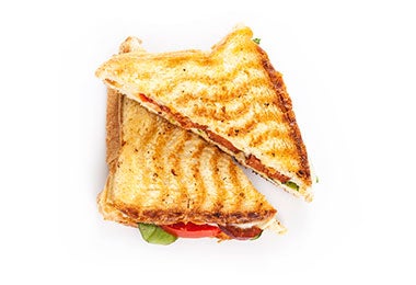 ¿De dónde viene el Katsu sando? El katsu sando es un sándwich típico de japón con carne de cerdo apanada
