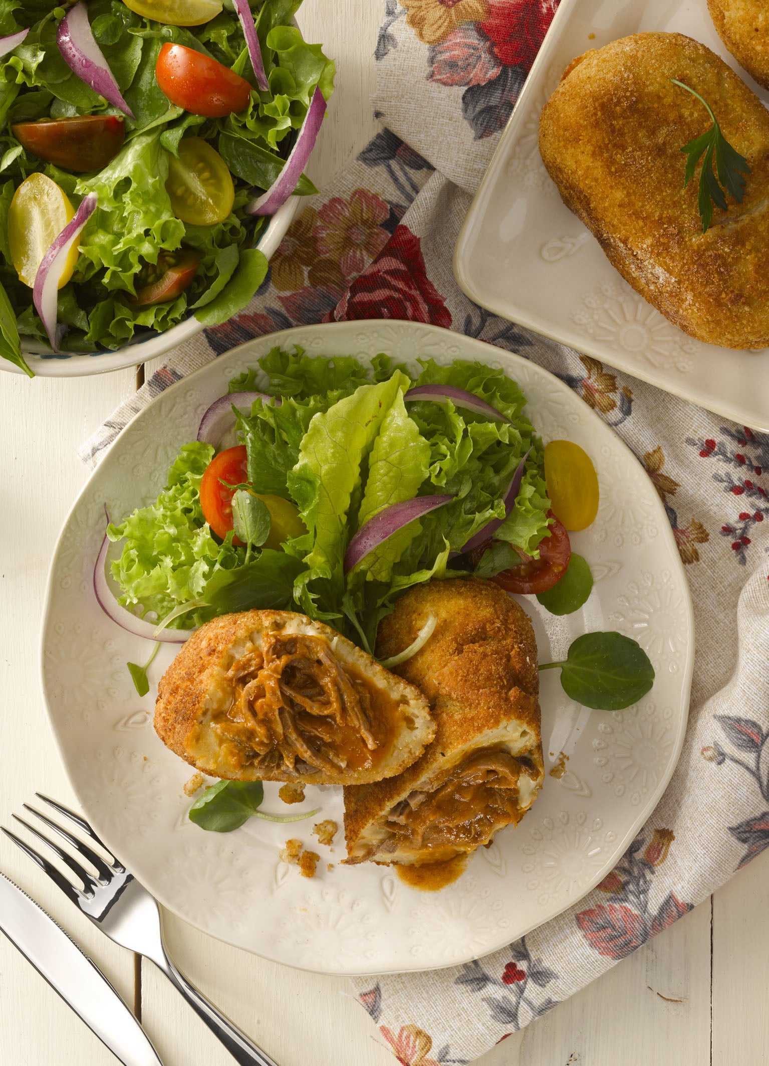 Papas Rellena con Carne Mechada