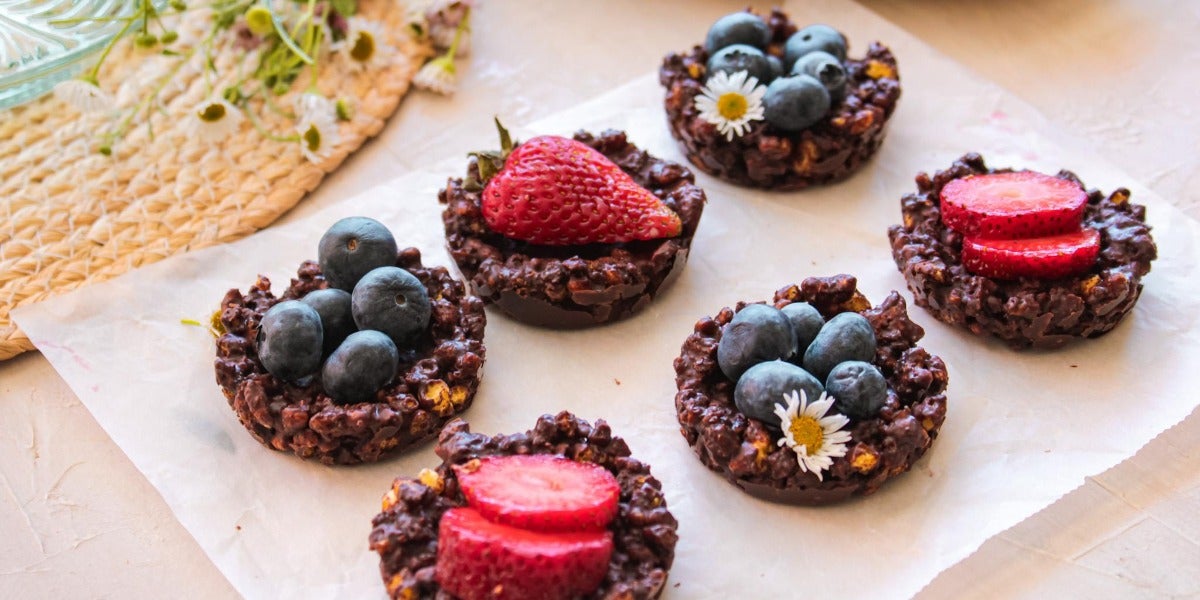Tacitas de Cereal estrellitas, Chocolate y Fruta