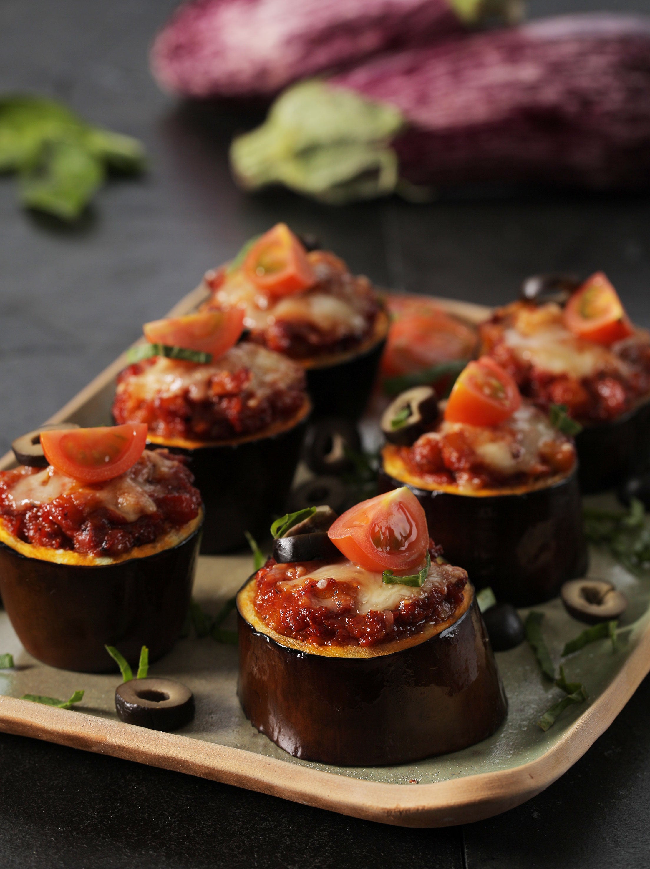 Berenjena Rellenas con Mozzarella y Tomate