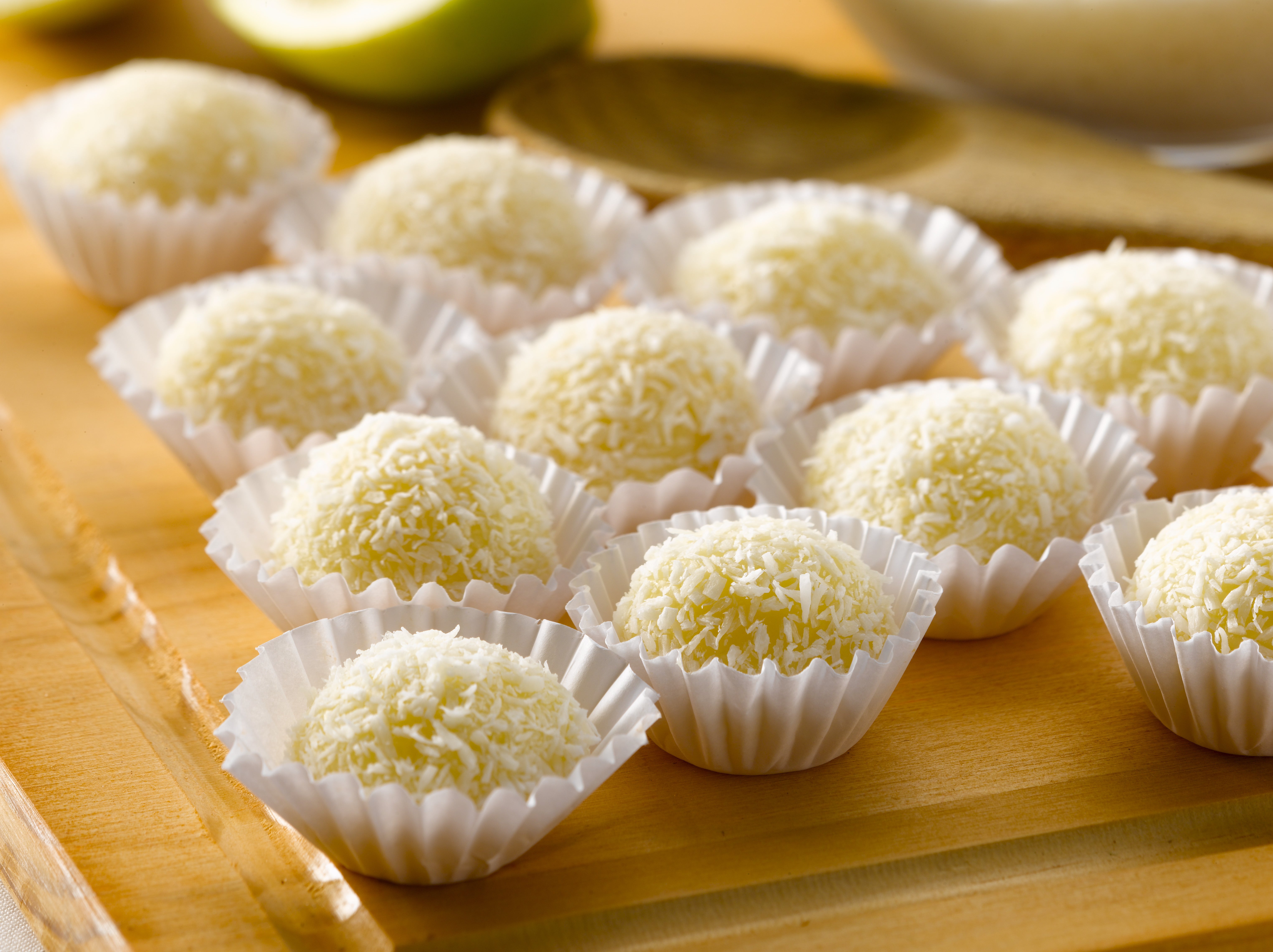 Besitos de Coco (Beijinhos de Coco)