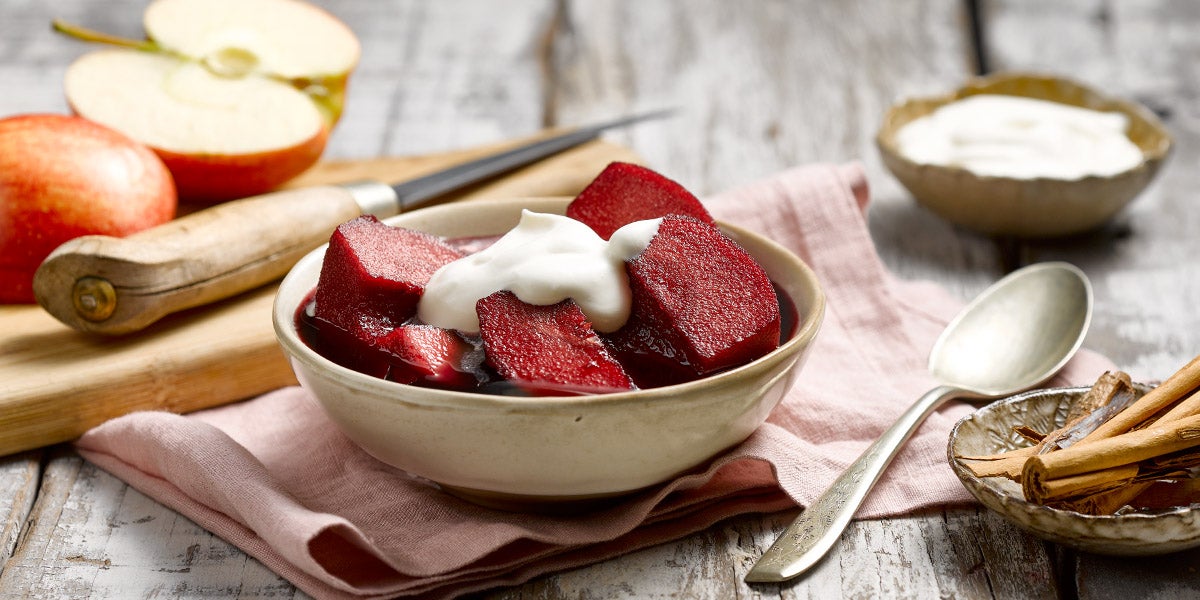 Manzanas al vino tinto