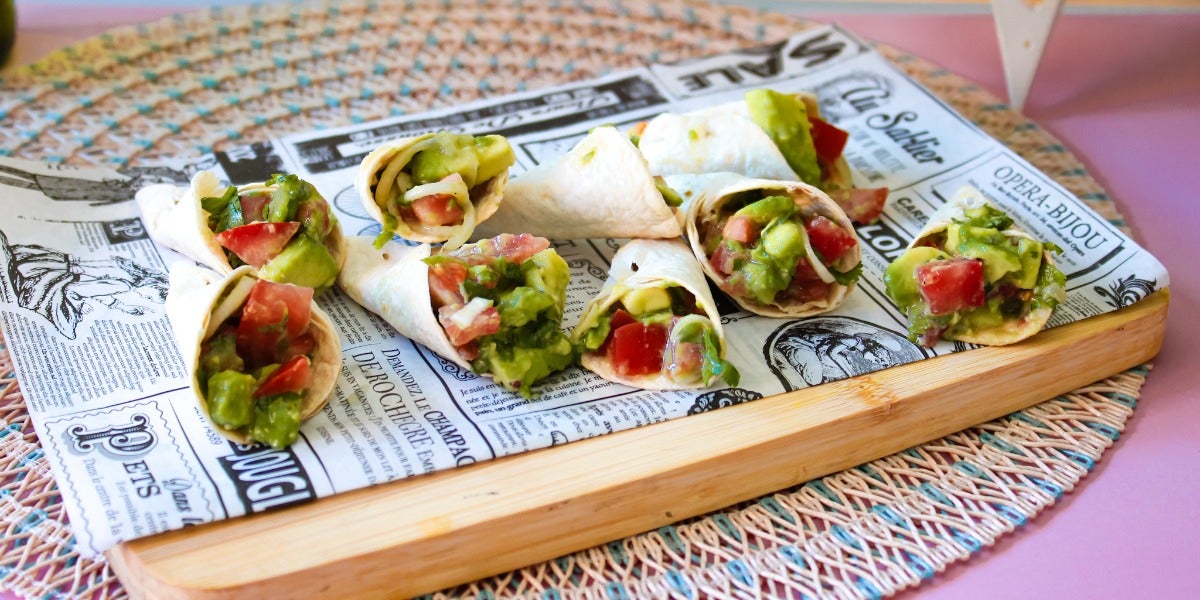 Conitos rellenos de guacamole