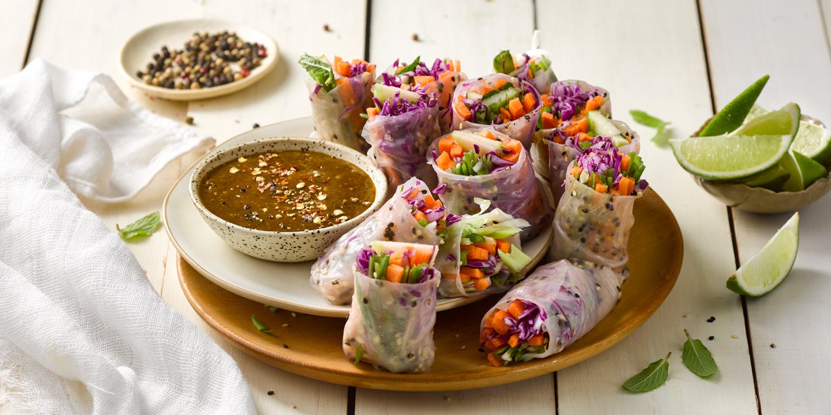 Rollitos de papel de arroz frescos | Recetas Nestlé Rollitos de papel de arroz frescos | Recetas Nestlé