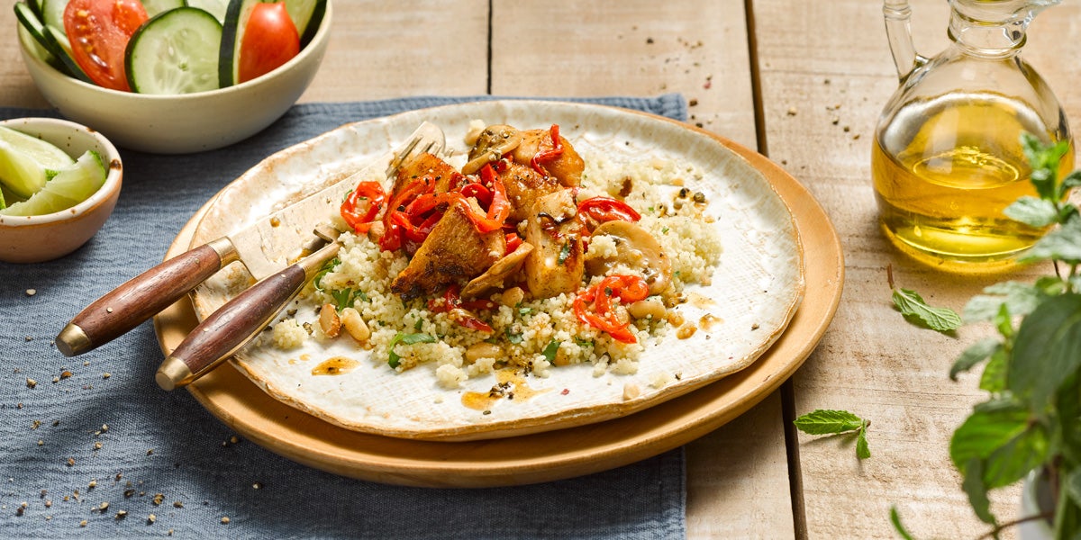 Pollo salteado con cous cous y frutos secos