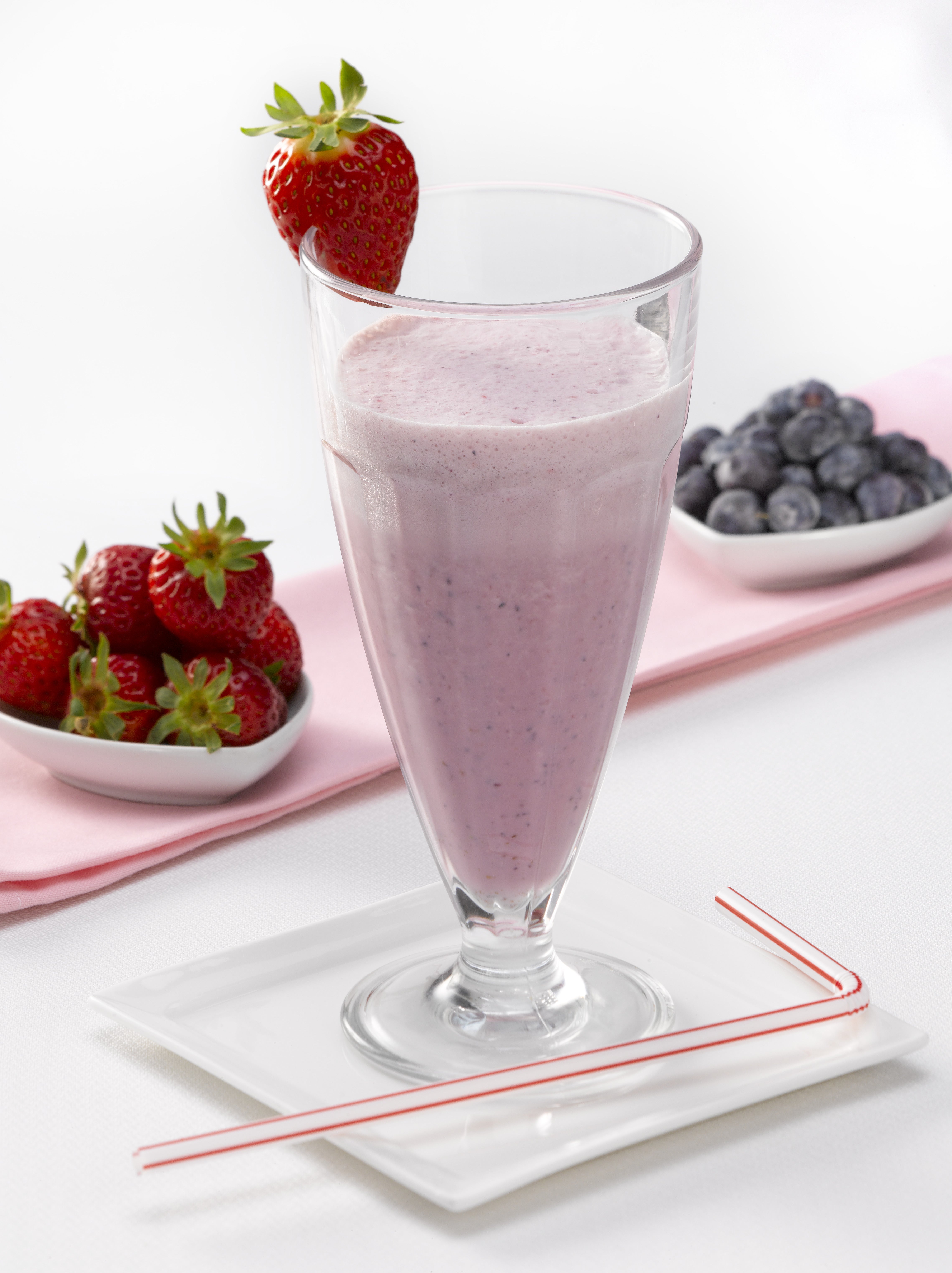 Batido con Leche Evaporada y Berries