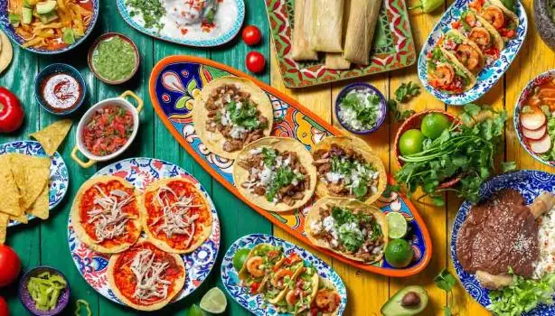 platos-ingredientes-comida-mexicana.webp