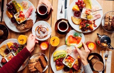 Desayuno sorpresa de celebración 