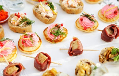 La comida estilo finger food es una gran opción para fiestas y celebraciones