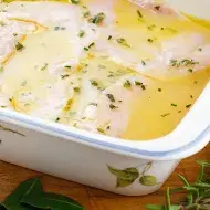 ¿Qué es marinar los ingredientes? 