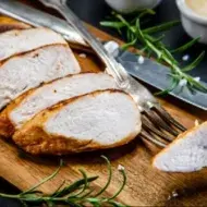 Te enseñamos a cocinar el pollo más rico, crujiente y jugoso en tu airfryer.