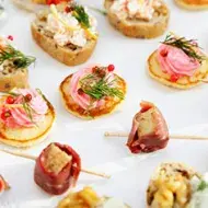 La comida estilo finger food es una gran opción para fiestas y celebraciones