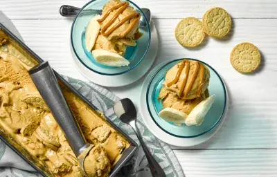 Helado de Plátano, Manjar y Galletas Helado de Plátano, Manjar y Galletas