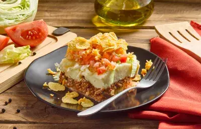 Pastel de papa tex-mex con crocante al ajo Pastel de papa tex-mex con crocante al ajo