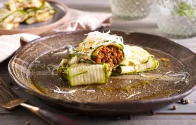 Saquitos boloñesa Saquitos boloñesa