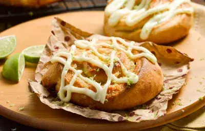 Rollos de Limón y Condensada Rollos de Limón y Condensada