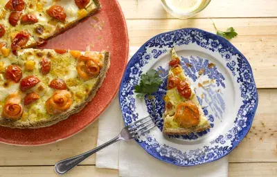 Tarta Integral con Salmón y Tomates Cherry Tarta Integral con Salmón y Tomates Cherry