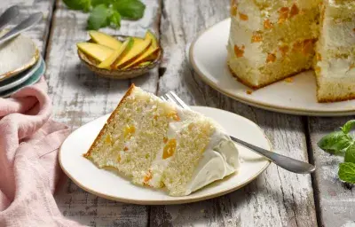 Nude Cake de mango Nude Cake de mango