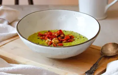 Crema árabe de porotos blancos y pimientos Crema árabe de porotos blancos y pimientos
