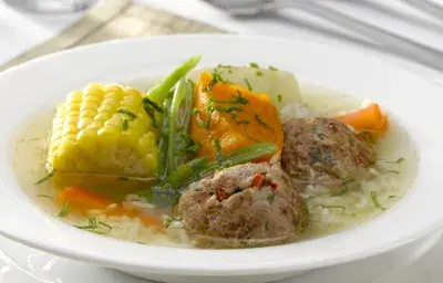 Cazuela de Albóndigas de Pavo Cazuela de Albóndigas de Pavo