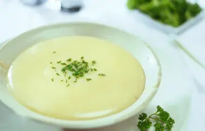 crema liviana de papas con yogurt crema liviana de papas con yogurt