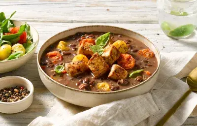 Sopa de porotos negros Sopa de porotos negros