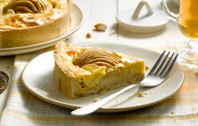 Kuchen de pera con almendras Kuchen de pera con almendras