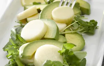 Ensalada de Berros con Palta y Palmito