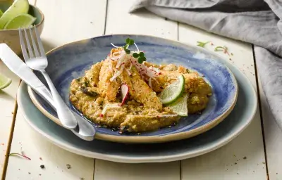 Croquetas de salmón con polenta crocante