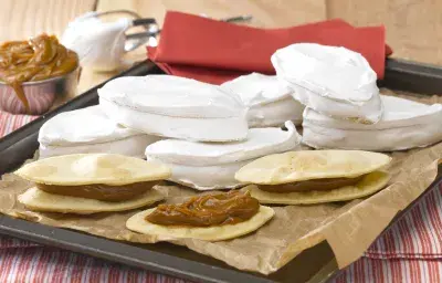 Chilenitos Príncipes con Manjar Chilenitos Príncipes con Manjar