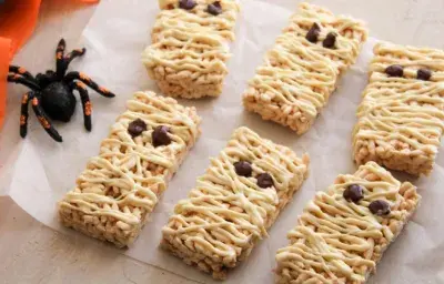 Barritas de arroz inflado para Halloween Barritas de arroz inflado para Halloween