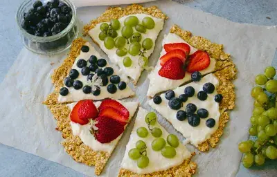 Pizza de avena y fruta