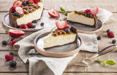 Cheesecake con manjar sin azúcar Cheesecake con manjar sin azúcar