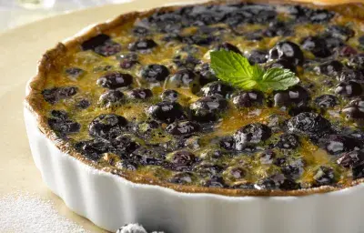Tarta Gratinada de Arándanos con Manjar Tarta Gratinada de Arándanos con Manjar