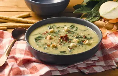 Sopa de huevos y hortalizas Sopa de huevos y hortalizas
