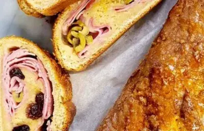 Pan-de-Jamón-navideño Pan-de-Jamón-navideño