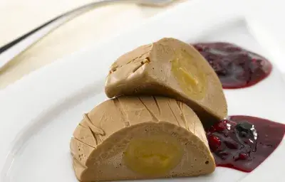 Postre Congelado de Chocolate y Manjar