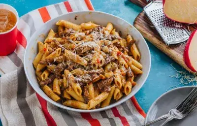 Pasta Caldereta Plato Principal