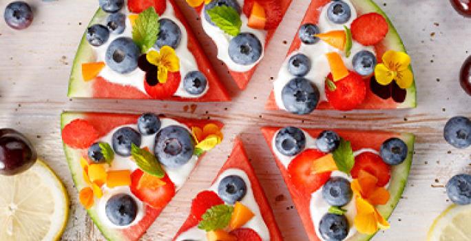 Pizza de sandia, arándanos y cerezas receta de postres veganos Pizza de sandia, arándanos y cerezas receta de postres veganos