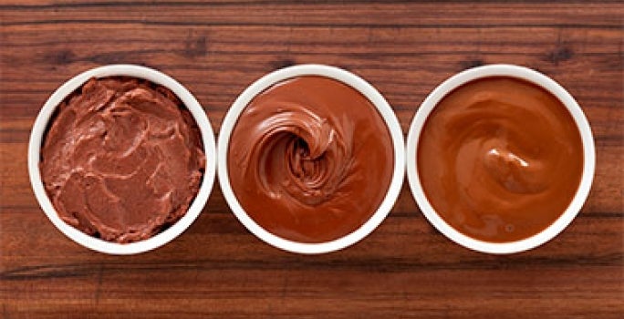 Tres recetas con chocolate: una mousse, derretido y para untar. Tres recetas con chocolate: una mousse, derretido y para untar.