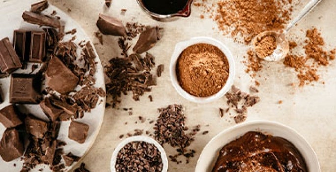 Chocolate en polvo, derretido y tableta, presentaciones para usar en recetas. Chocolate en polvo, derretido y tableta, presentaciones para usar en recetas.
