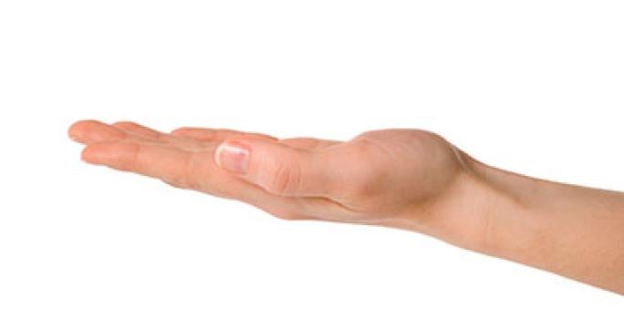 Mano ahuecada para calcular porciones de alimentos Mano ahuecada para calcular porciones de alimentos