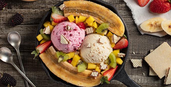 Banana split comida típica de Estados Unidos Banana split comida típica de Estados Unidos