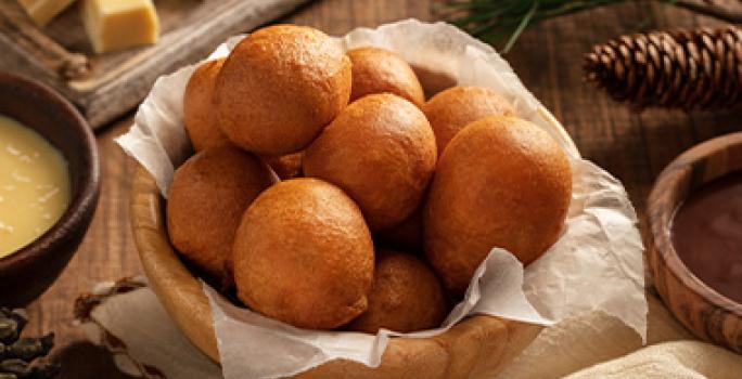 Buñuelos comida típica navideña en Colombia Buñuelos comida típica navideña en Colombia
