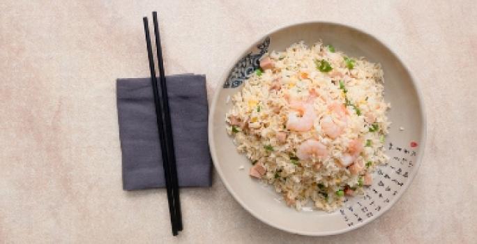 Arroz chino con camarones. Arroz chino con camarones.