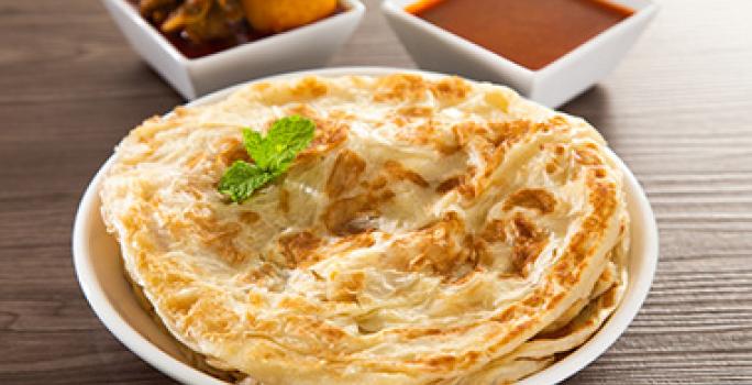 El pan pita es muy común en la comida libanesa. Pan pita para acompañar comidas libanesas.