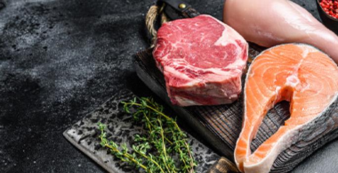 Ingredientes crudos de pollo, carne y pescado contaminación cruzada Ingredientes crudos de pollo, carne y pescado contaminación cruzada
