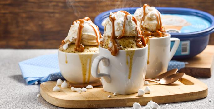 Mugcake con Helado de Tres Leches